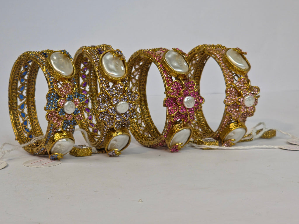 Turkish Floral Breclete