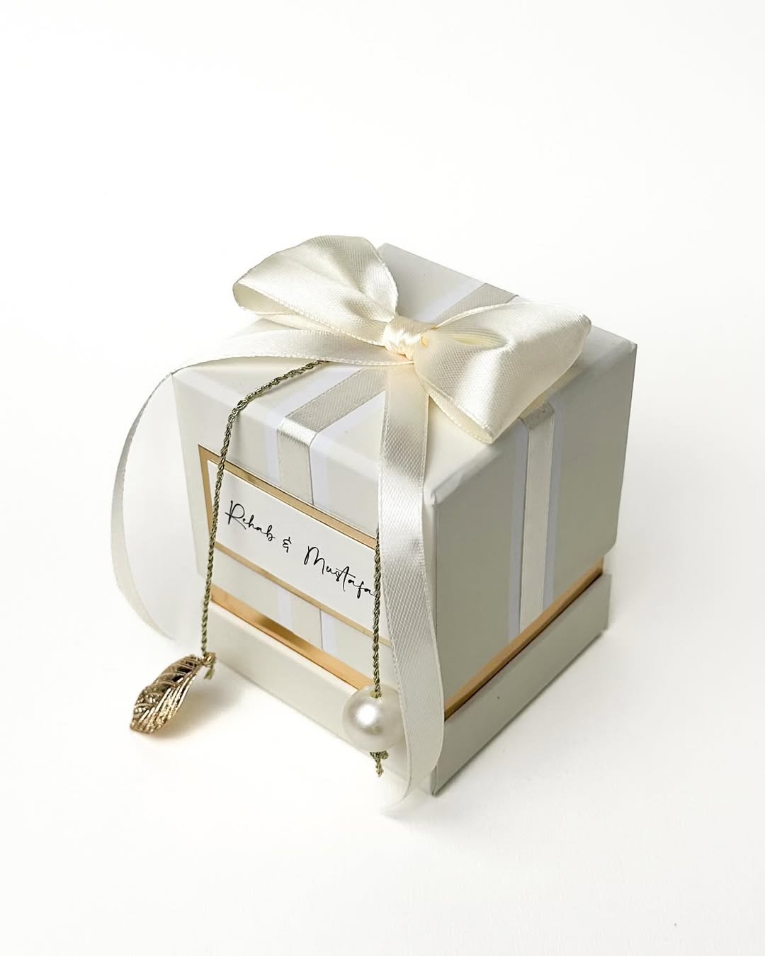 Luex 1 Ribbon Box