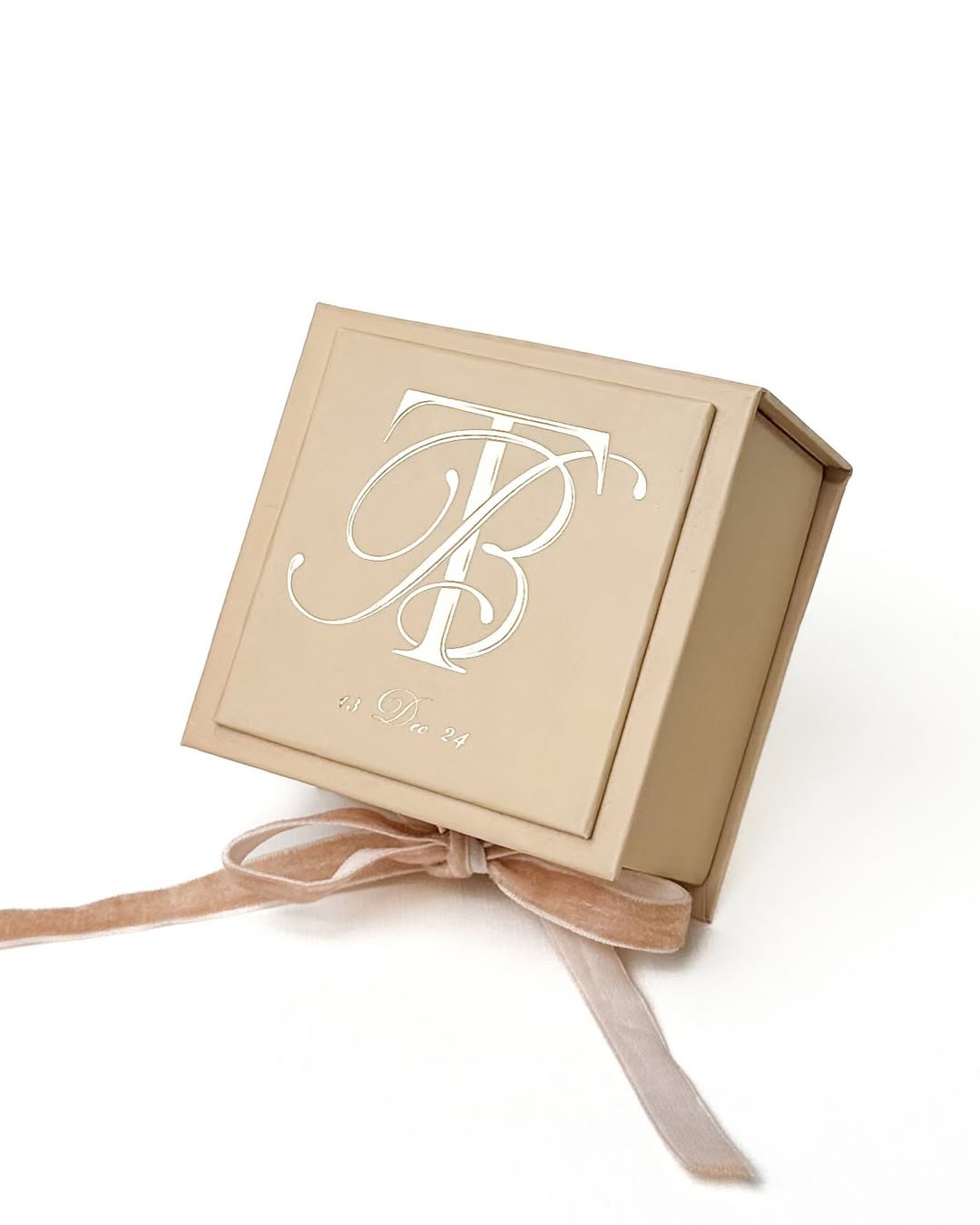 Red Color bid Box