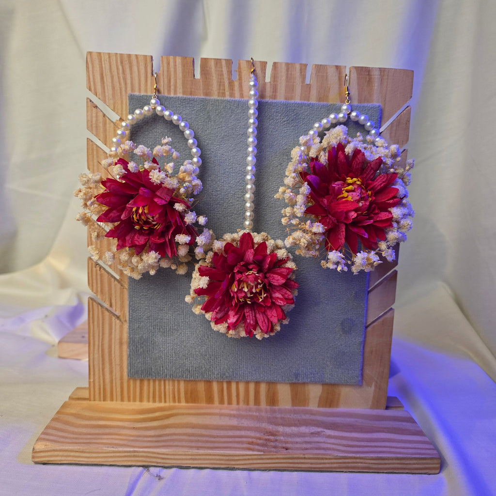 Elegant Dark Shine floral jewelry components perfectly designed for a modern Pakistani Walima or engagement bridal look.