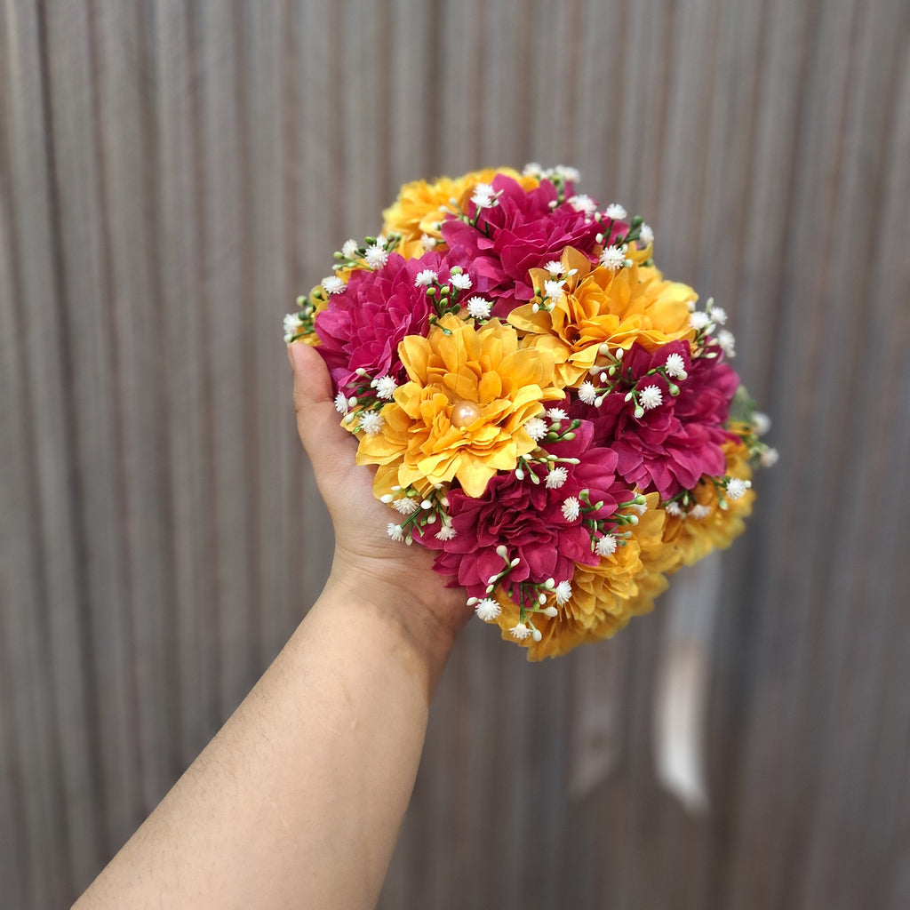 Haldi charm gajra