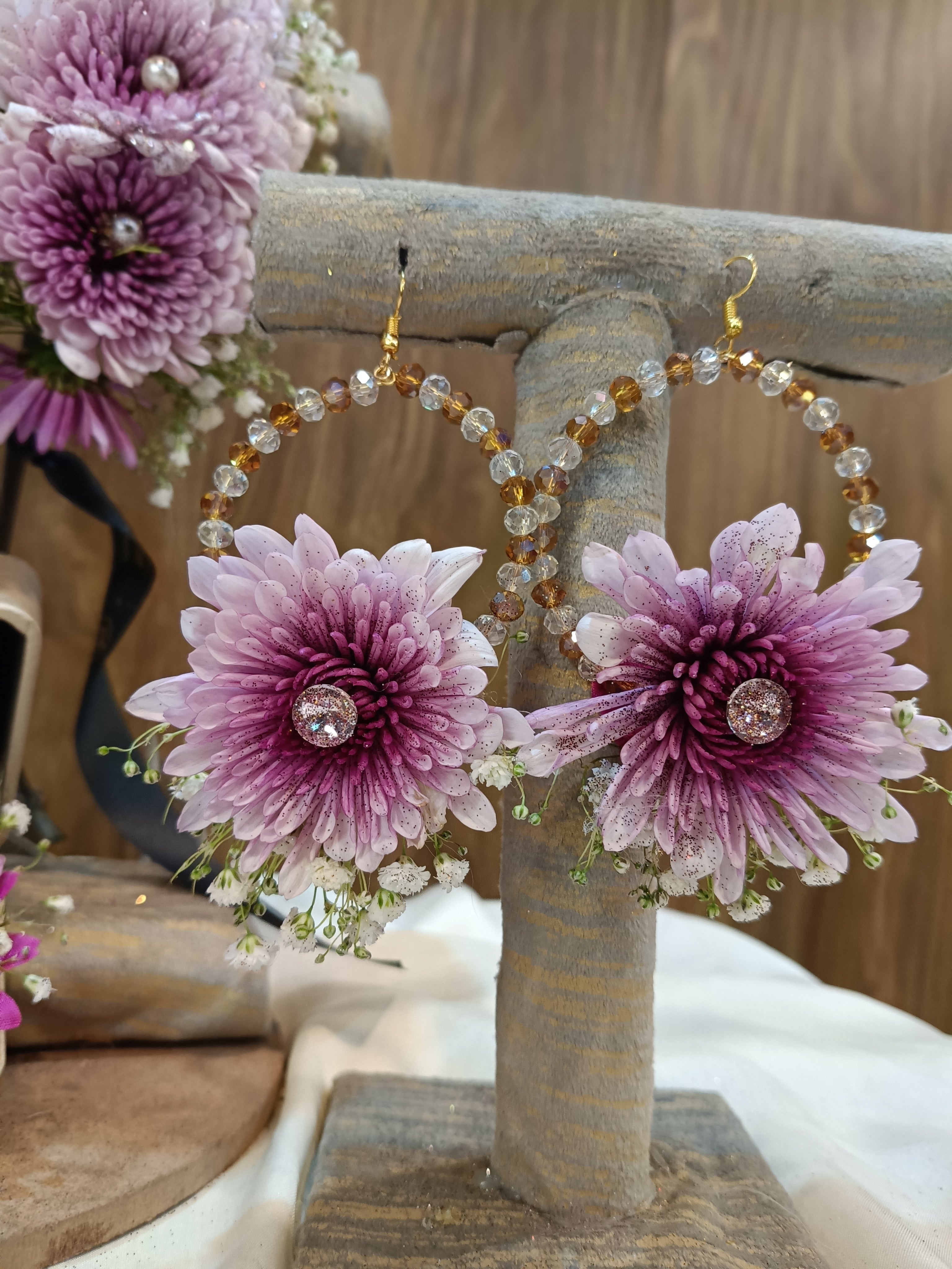 Chrysanthemum Chic Bridal Accessories