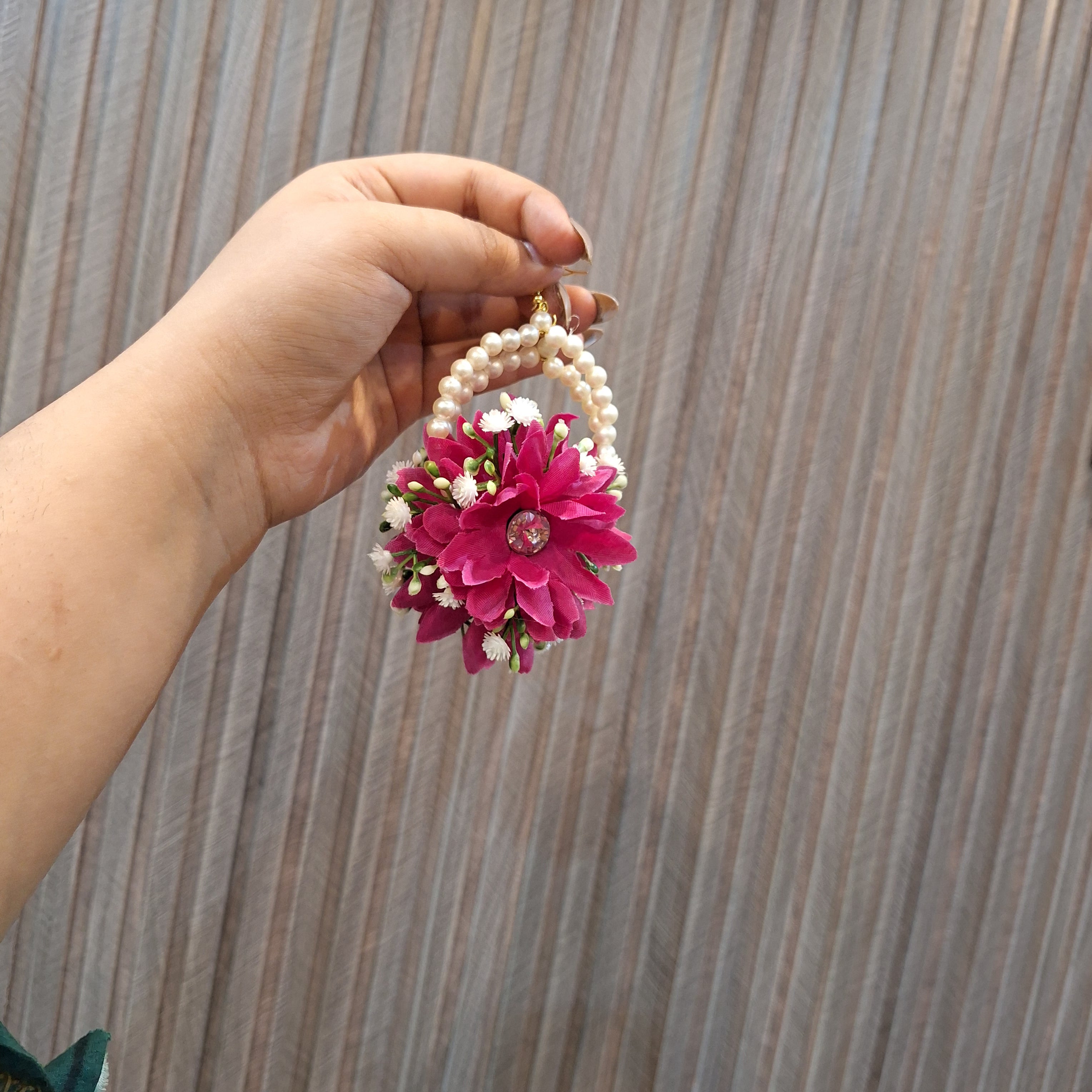 Floral Earrings Bindi