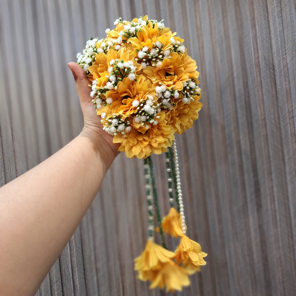 Floral bracelet