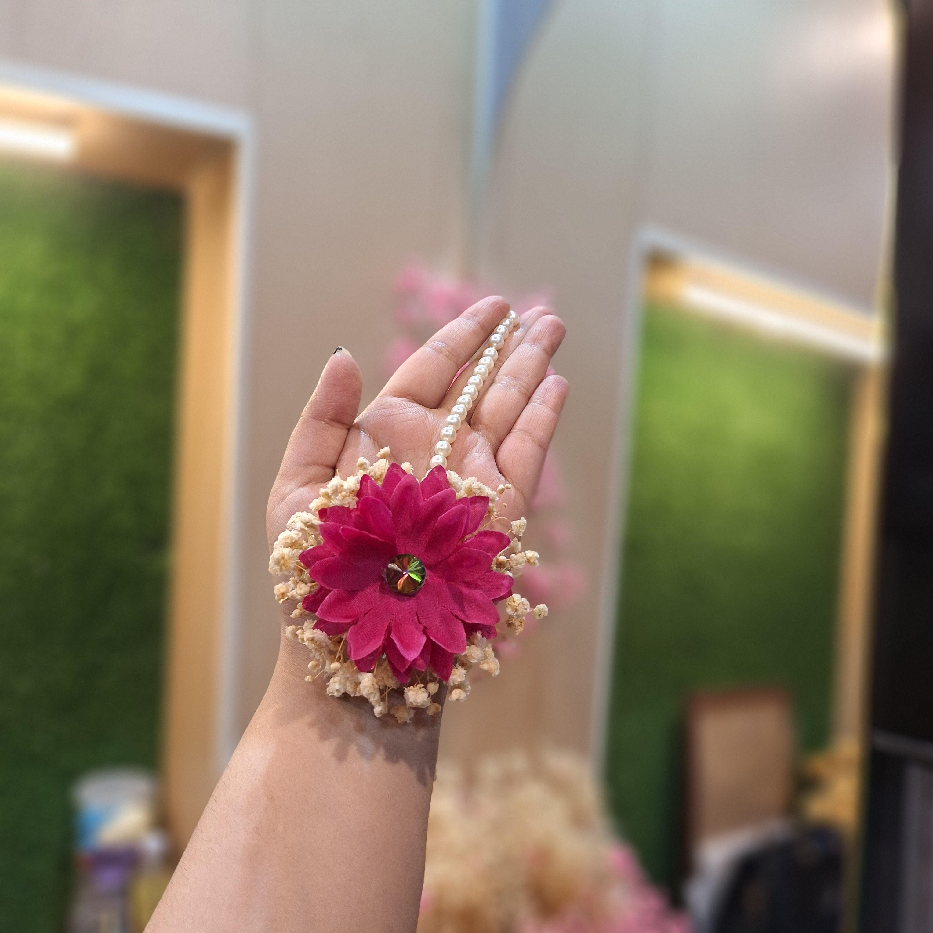 Chrysanthemum Charm