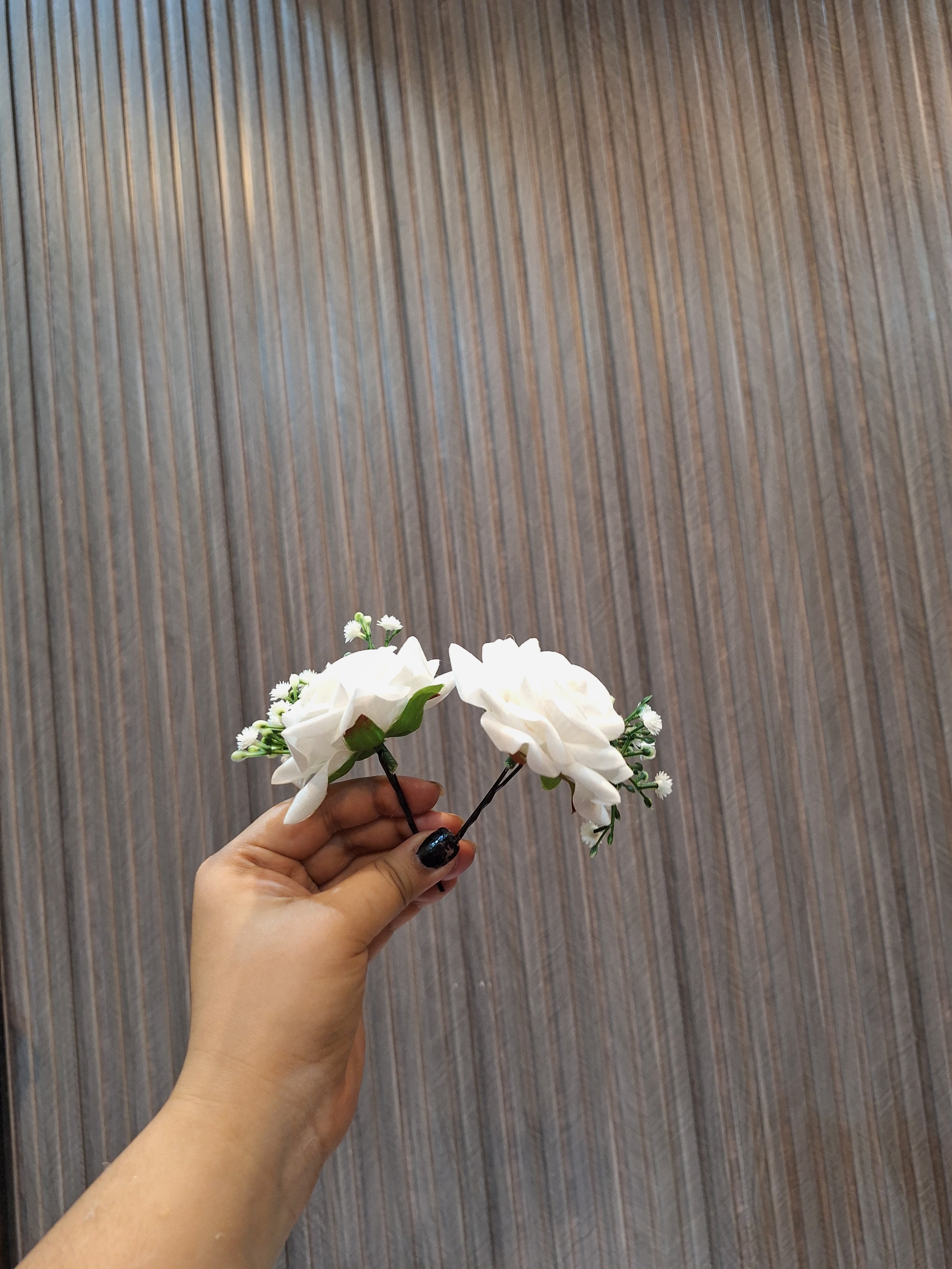 White Rose pin's