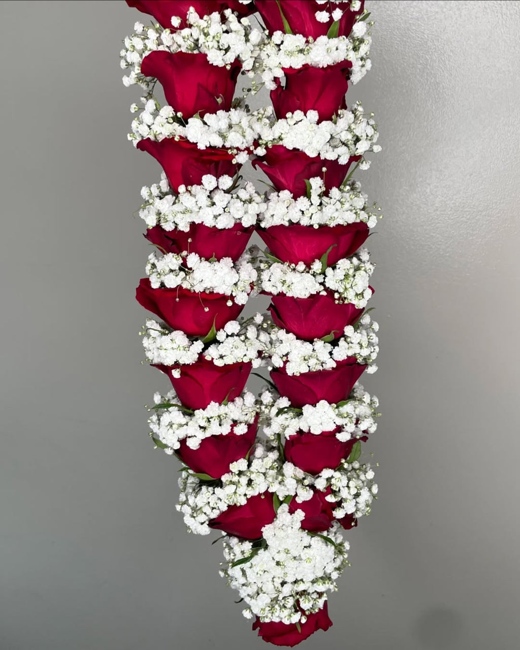 Imported Rose and baby's breath Garland