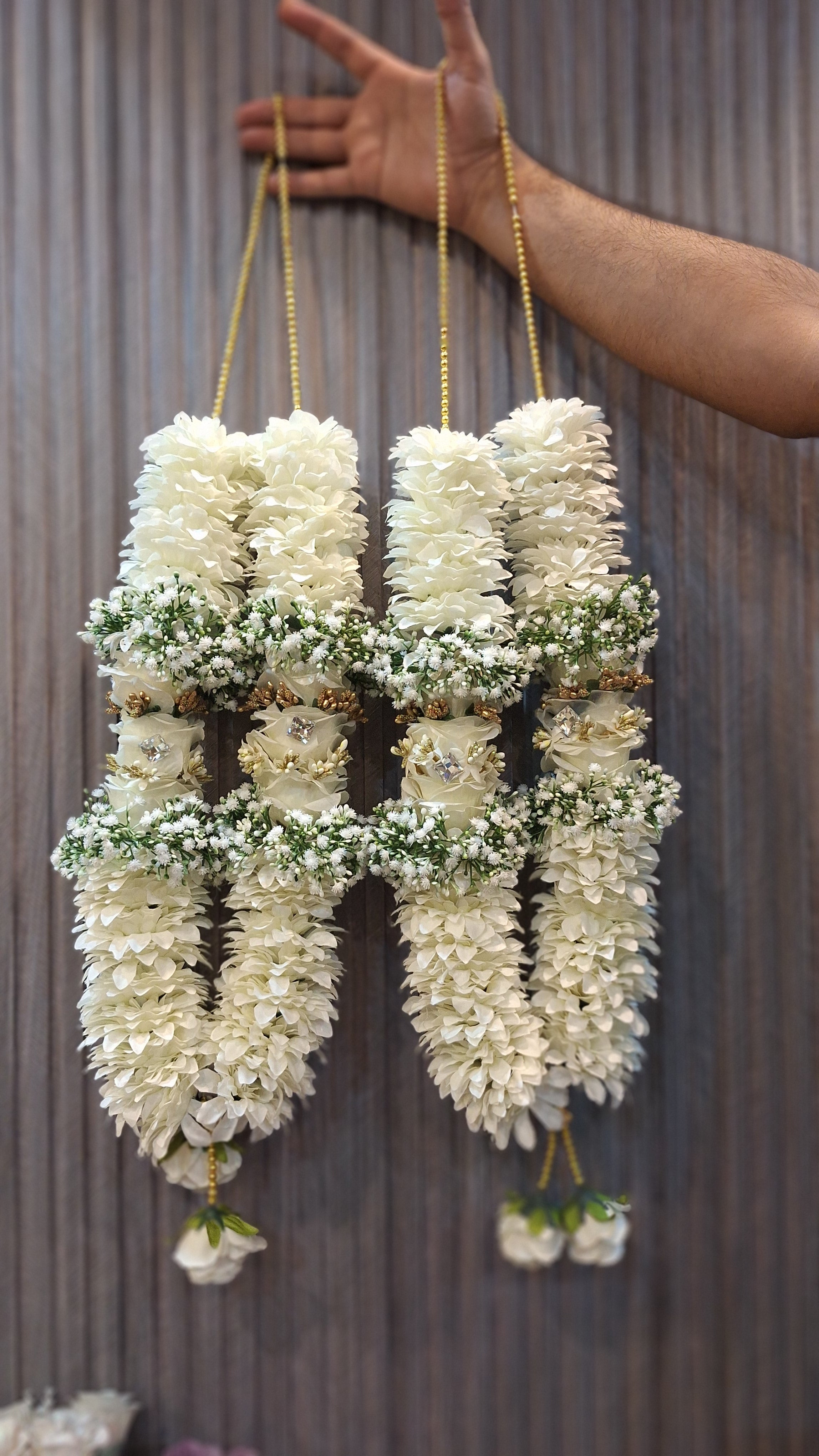 White Floral Garland